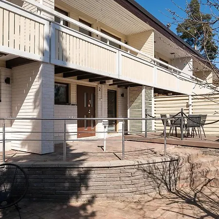 Kingwest - Free Parking, Sauna, 5br & New Ac * Tampere