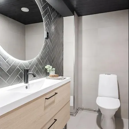 Appartement Kingwest - Free Parking, Sauna, 5br & New Ac Tampere