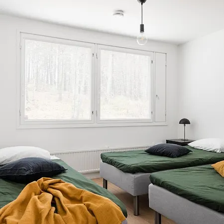 Apartment Kingwest - Free Parking, Sauna, 5br & New Ac Tampere