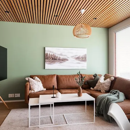 Kingwest - Free Parking, Sauna, 5br & New Ac Apartamento Tampere