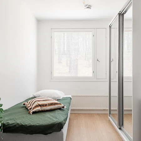 Kingwest - Free Parking, Sauna, 5br & New Ac * Tampere