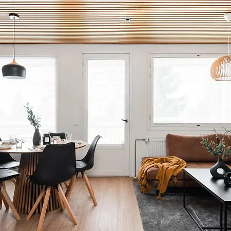 Kingwest - Free Parking, Sauna, 5br & New Ac