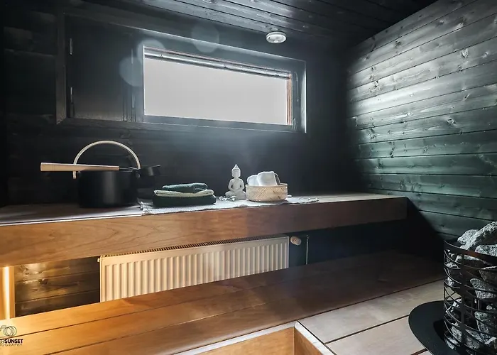 Kingwest - Free Parking, Sauna, 5br & New Ac Apartamento