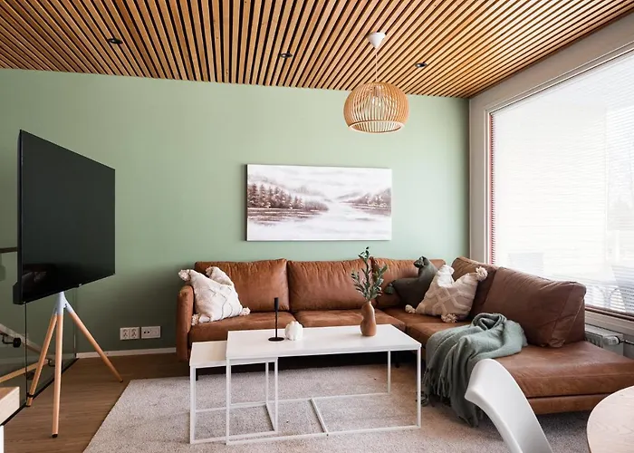 Kingwest - Free Parking, Sauna, 5br & New Ac Apartamento Tampere