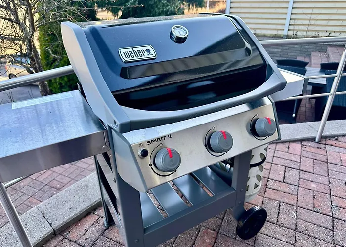 Apartamento Kingwest - Free Parking, Sauna, 5br & New Ac Tampere